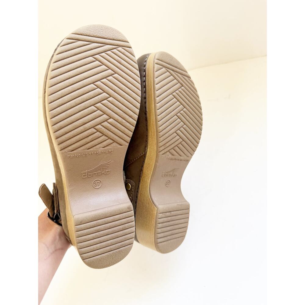 Dansko BERRY | MUSHROOM BURNISHED NUBUCK MULE Size 37/7 - Picture 7 of 7